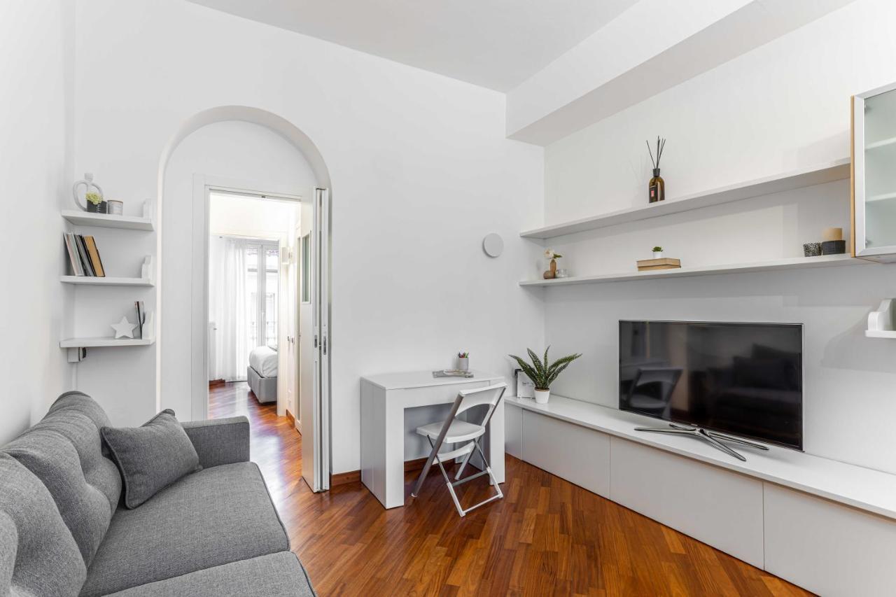 Appartamento Joivy Charming Flat Near Duomo Di Milano Esterno foto